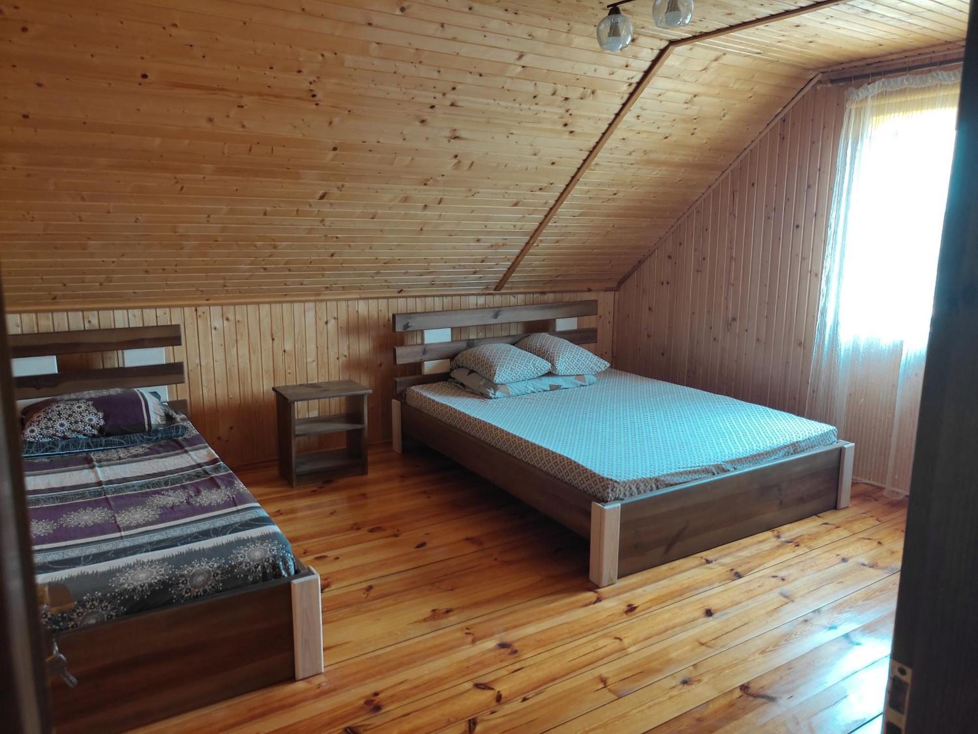 Сімейний Куточок Svityaz' Esterno foto